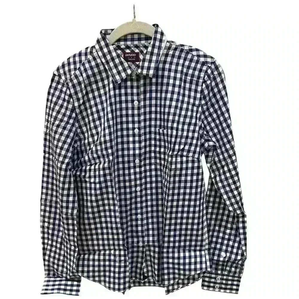 UntuckIt Woman’s New NWT Bella Shirt Size 4